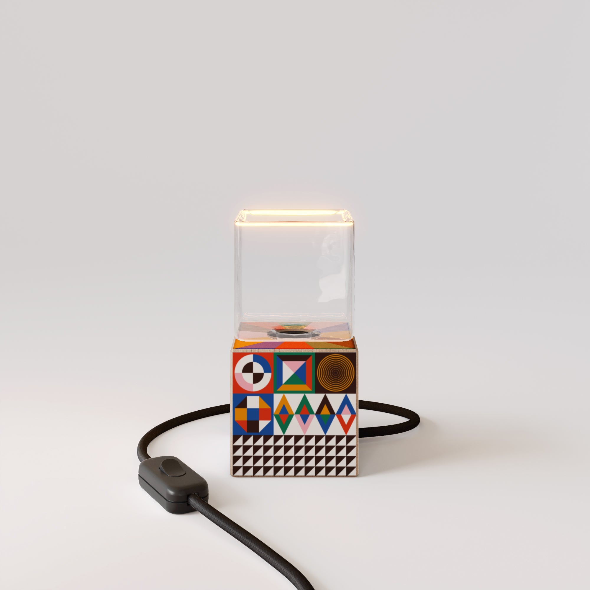 Cubetto table lamp with US plug, Ghost bulb - PosterLad