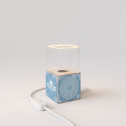 Cubetto table lamp with US plug, "Futur" Ghost bulb - Futur Festival