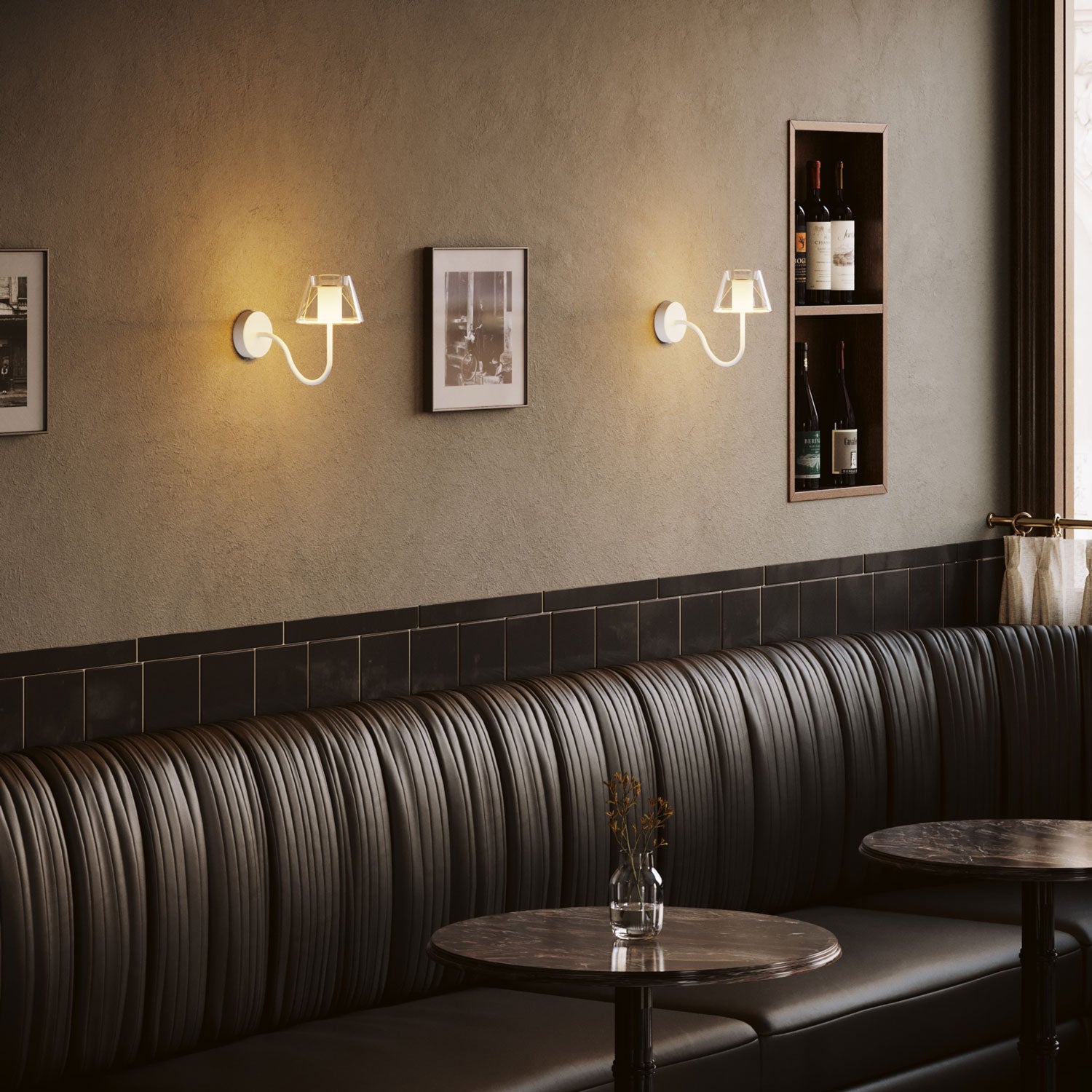 Fermaluce Ghost wall lamp with S-shaped extension - Matt white