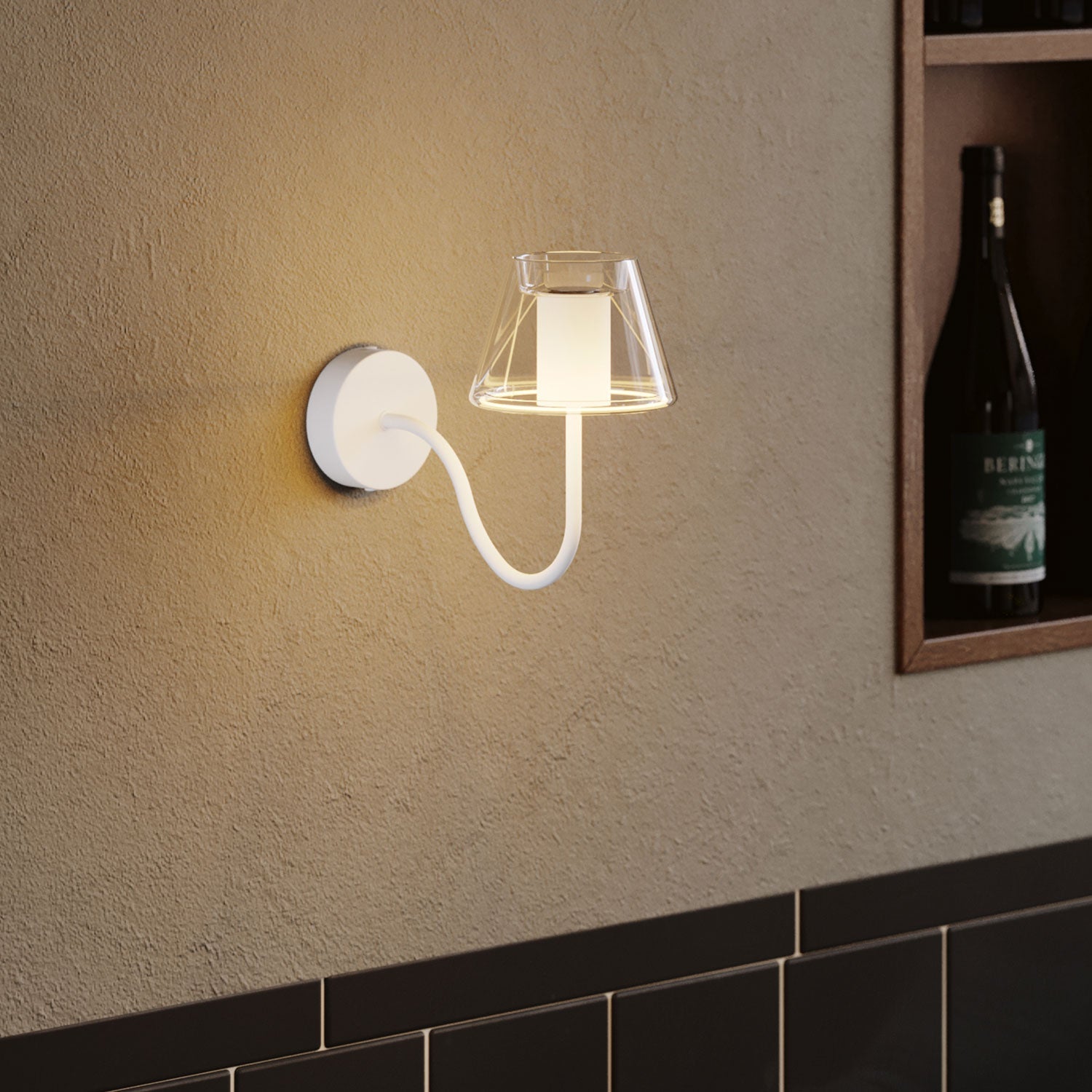 Fermaluce Ghost wall lamp with S-shaped extension - Matt white