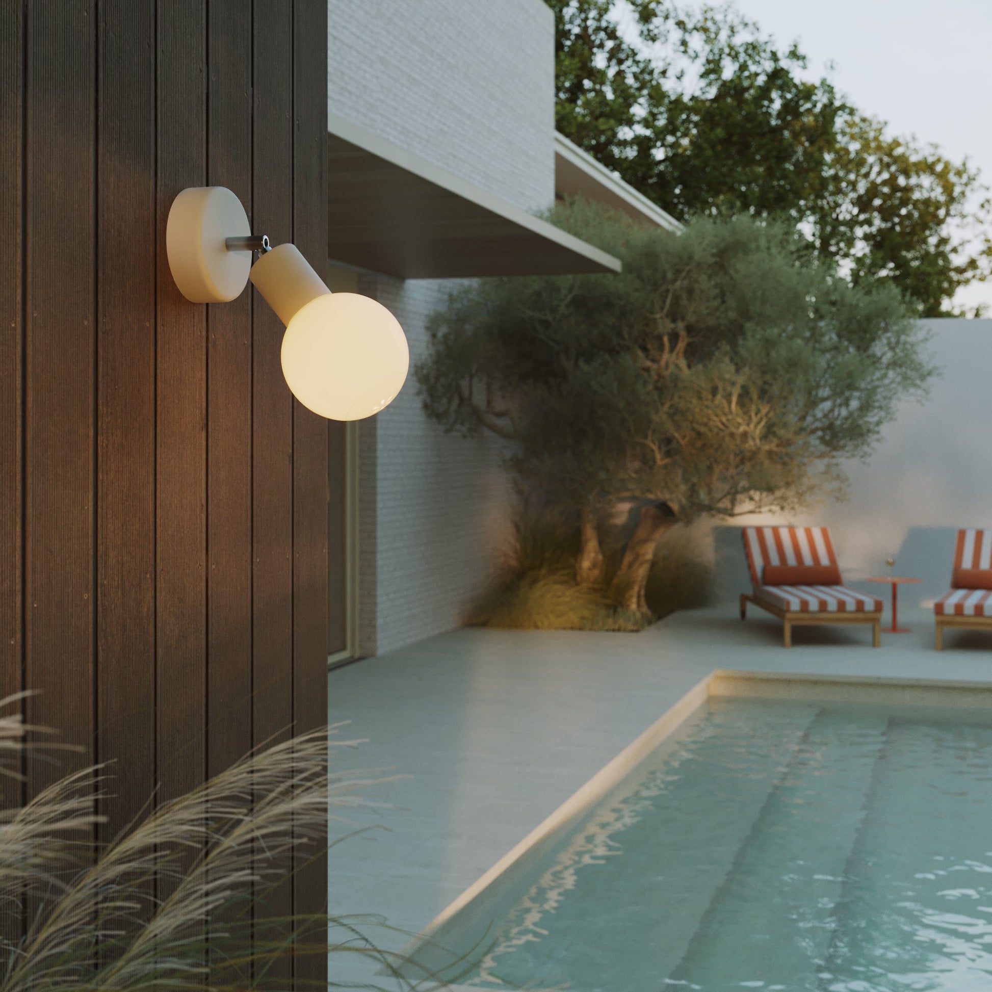 IP65 Modulair Outdoor Wall Light with Adjustable Joint and Unbreak-a-Ball Shatterproof Sphere Shade - White