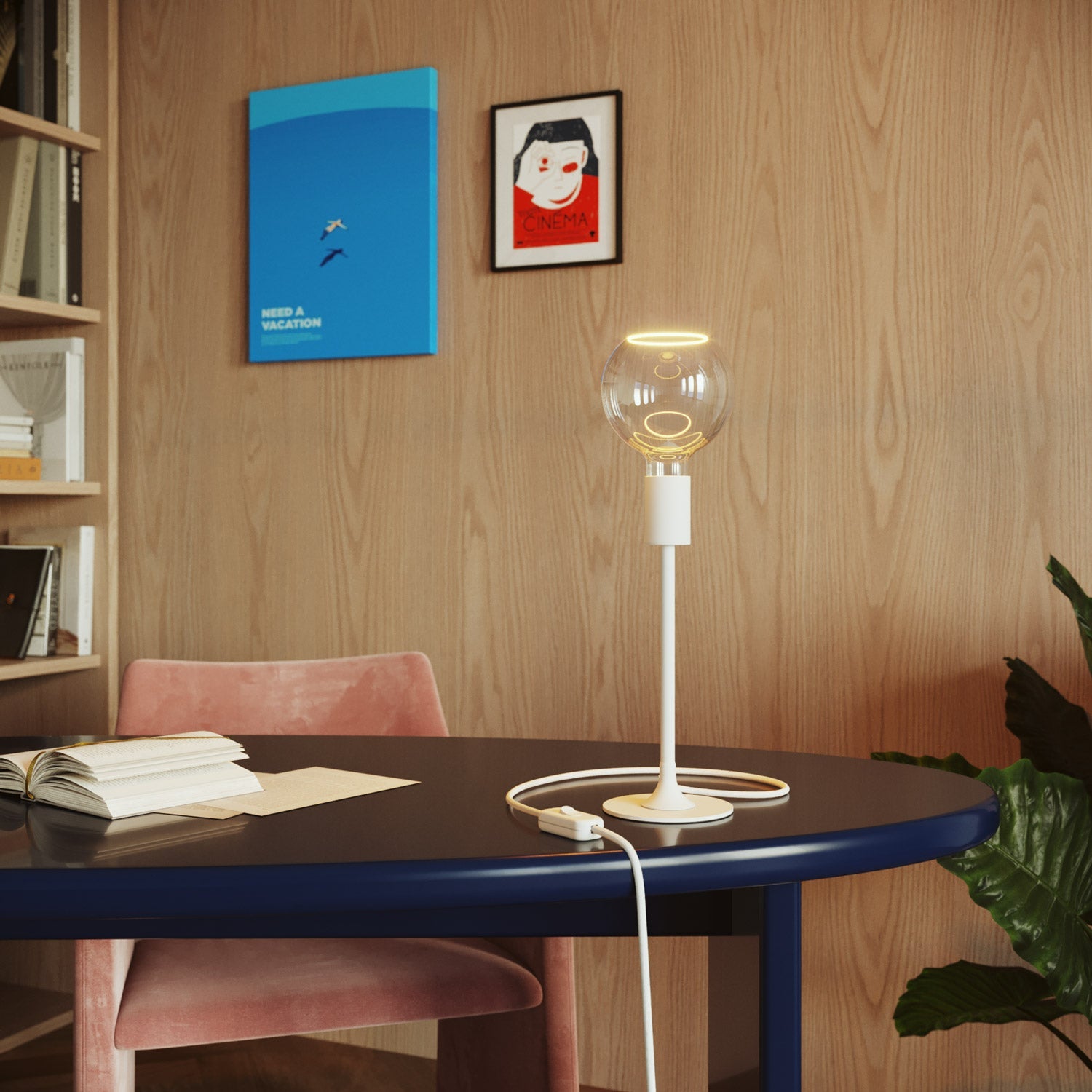 MAG - Y table lamp with round metal base and clear Ghost G05 bulb - Matt white - Creative Cables