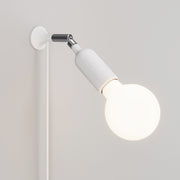 MAG-Y wall lamp with silicone socket and integrated switch - White