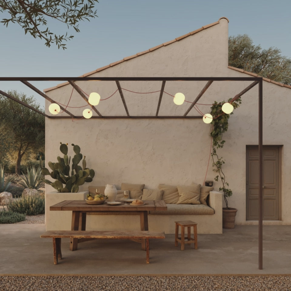 Load video: Outdoor 6-Light String Light for wet locations White Sand, Power supply with US plug - Marina6 Cherry